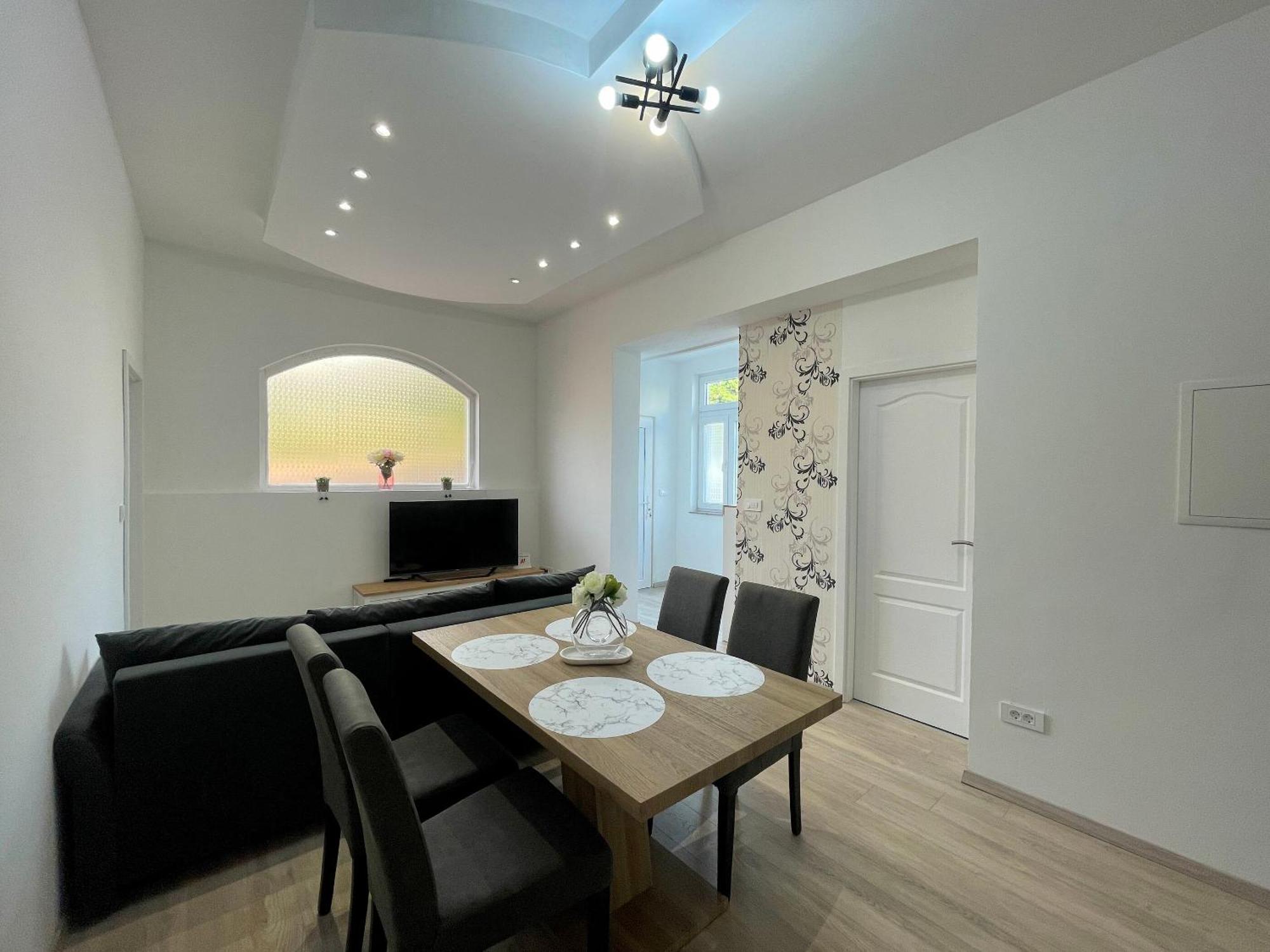 Apartments Filip ซริกเวนิซา ภายนอก รูปภาพ